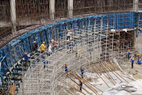 Thi-cong-vach-phong-hop-chinh-Nha-quoc-hoi